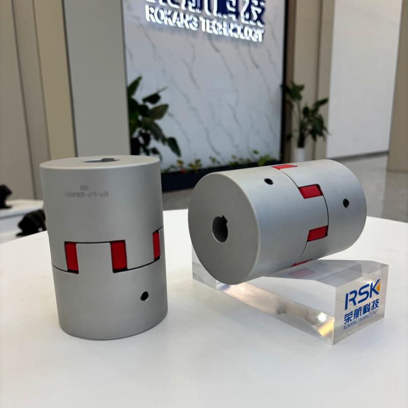 Tipo de juego de tornillos de inserción de araña de PU de acoplamiento de eje de mandíbula de aleación de aluminio con chavetero personalizado para robots